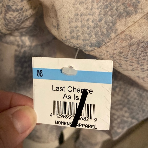 Steven Madden Snake Print V-Neck Top - Picture 8 of 9